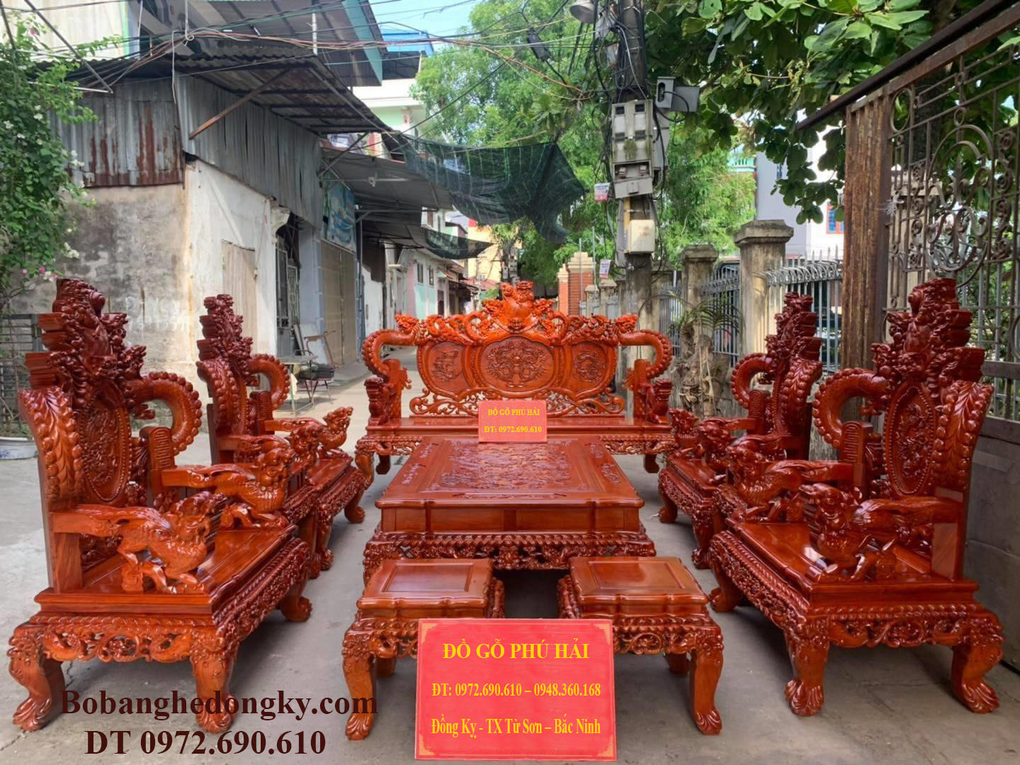 Bộ bàn ghế chạm rồng gỗ hương