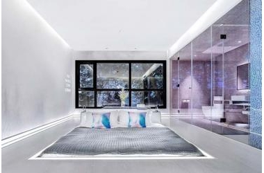 Phòng khách sạn có giường ngủ được thiết kế độc đáo