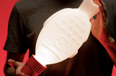 Đèn Light Soy từ nhựa tái chế, bảo vệ sinh vật biển