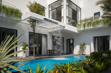 Connect Villa – Căn biệt thự màu trắng với thiết kế không gian mở và xanh cho nhiều thế hệ | Story Architecture