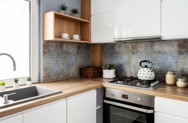 9 nguyên tắc thiết kế giúp căn bếp nhỏ nhìn rộng rãi, thoáng đãng hơn