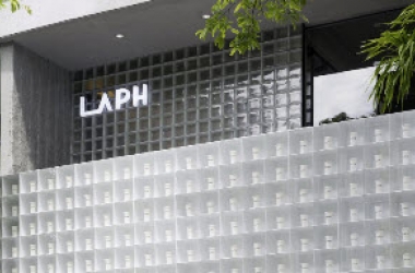 LAPH Cafe: Câu chuyện 168 ly cà phê trên bảng hiệu | 3fconcept