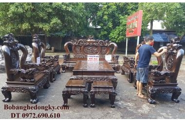 Quy Trình Chế Tác Bàn Ghế Đồng Kỵ Phú Hải: Đỉnh Cao Của Sự Tỉ Mỉ